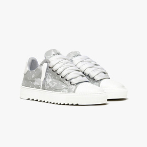 Calzado de lona personalizado con pintura en aerosol hecho a mano al por mayor, zapatillas de skate elegantes para hombre, disponibles en stock. - Product Image 1