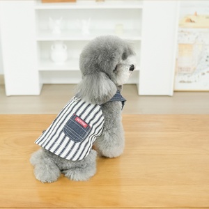 Chiot vêtements printemps bretelles fines <span class=keywords><strong>jupe</strong></span> en jean petit ours en peluche peut tirer deux pieds vêtements pour animaux de compagnie - Product Image 5