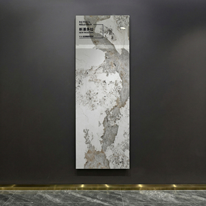 Dalles de sol en pierre de quartz artificielle grand format, effet <span class=keywords><strong>bois</strong></span> clair, en brun, pour applications hôtelières - Product Image 1