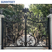 Sunnysky Portes de jardin automatiques en fer forgé personnalisées Porte d'entrée coulissante électrique design pour l'extérieur