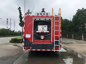 Camion de pompiers de 15 m³ avec pompe à eau haute pression, réservoir d'eau de 15 000 L, citerne à mousse pour la lutte contre les incendies dans les immeubles de grande hauteur - Product Image 5