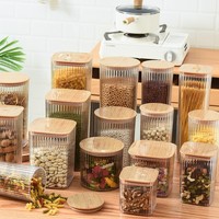 Wadah penyimpanan makanan dapur grosir, toples bumbu plastik bening dengan tutup bambu tertutup