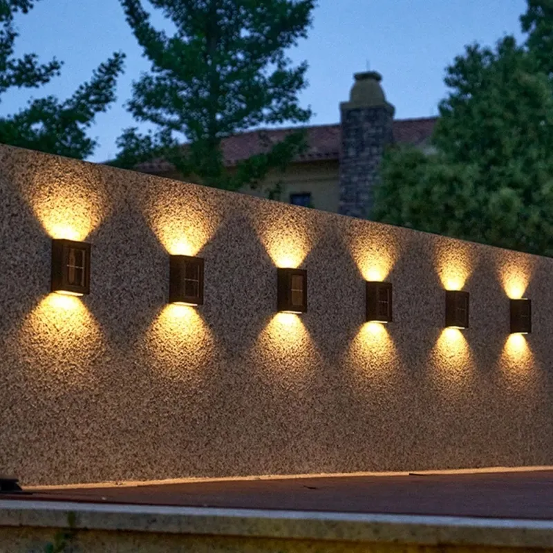 Solar para cima e para baixo luminoso pátio escadaria decoração LED solar parede luz ao ar livre varanda jardim impermeável parede lâmpada