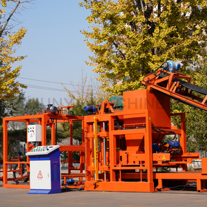 Machine à blocs de béton creux entièrement automatique QTJ4-25, 31 ans de tradition d'usine, avec types de briques personnalisés, fabriquée en Chine - Product Image 6