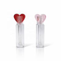 Tubes de brillant à lèvres personnalisés en forme de cœur rouge, contenants uniques en plastique pour baume à lèvres, emballage de maquillage vide en gros