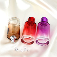Flacon pulvérisateur en verre à fond épais dégradé de couleur de 30ml pour emballage de parfum Flacon en verre de parfum à brume fine en forme de cylindre