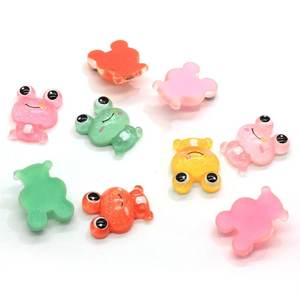 Charm grenouille en résine multicolore DIY Handmade Material Phone Case Accessories - Product Image 1