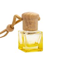 2024 vente en gros usine 8ml 10ml carré verre vide accrocher désodorisant voiture Diffuse bouteille de parfum pour voiture