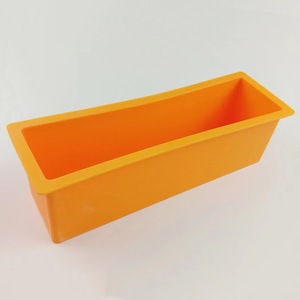 Kit di Stampi in Silicone Rettangolari Ispessiti per Alimenti con Scatola in Legno per la Produzione di Sapone e <span class=keywords><strong>Torte</strong></span> - Product Image 4