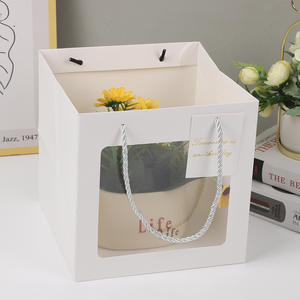 Sac cadeau personnalisé avec logo, emballage de fleurs en fenêtre transparente écologique, recyclable, luxueux et revêtu - Product Image 5