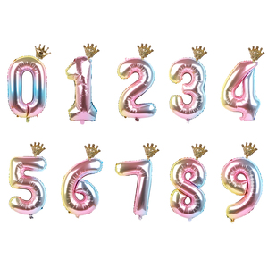 Ensemble de vaisselle jetable arc-en-ciel dégradé avec ballons couronne et bannières en papier pour décorations d'anniversaire - Product Image 4