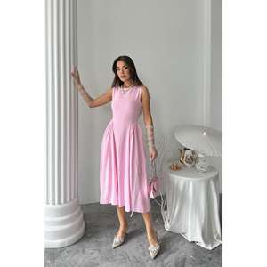 Robe de cocktail mi-longue en lin rose avec côtés froncés, vente en gros - Product Image 6
