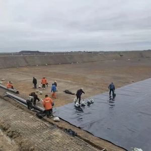 高強度100% バージンシートカスタマイズ防水HDPEジオメンブレンライナー黒ポリエチレン養殖プール用 - Product Image 2