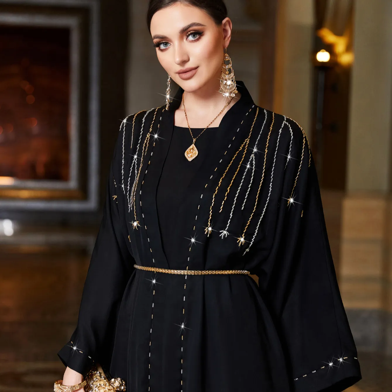 Luxus bestickte Langarm Satin Stoff vorne offen schwarz Kimono Strickjacke Party Wear Kleid Abendkleid