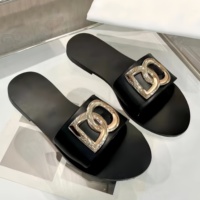 Sandales en cuir véritable DG pour femmes de haute qualité, nouvelle collection de marque de luxe, tongs plates, talons hauts élégants et raffinés