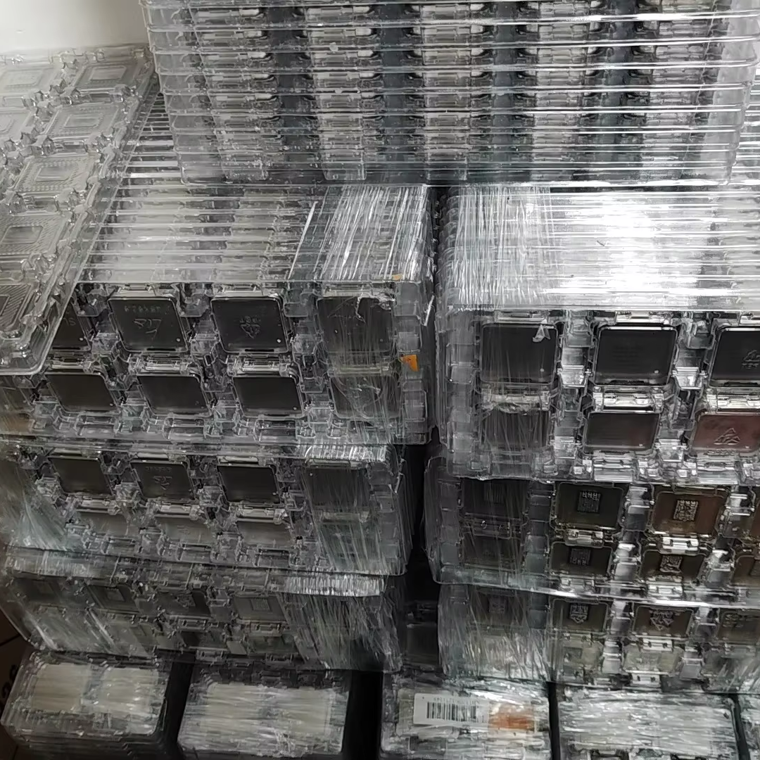 Hot Sale CPUS Core I3-8100 I5-7500 I5-8400 I5- 8500 I5-8600 I7