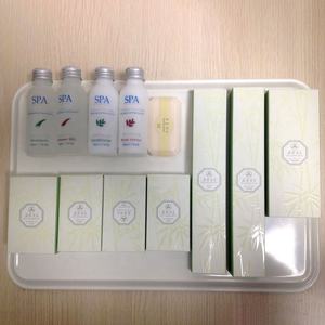 Kits de servicios de hotel desechables para hotel <span class=keywords><strong>Ritz</strong></span> <span class=keywords><strong>Carlton</strong></span> de 5 estrellas - Product Image 1