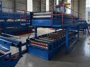 Hoàn toàn tự động <span class=keywords><strong>EPS</strong></span> bánh sandwich Bảng điều chỉnh sản xuất dòng máy lạnh phòng bảng điều chỉnh máy làm cách điện bánh sandwich bảng điều chỉnh máy - Product Image 6