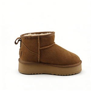 Bottes de neige marron en cuir de vachette <span class=keywords><strong>pour</strong></span> femmes, à semelle épaisse, bottines chaudes d'hiver, vente en gros, personnalisation OEM/ODM du logo et du style - Product Image 2