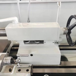 Tokarka Do Metalu Ngang Kỹ Thuật Số Thấp Biến Dạng Phổ Động Cơ Bình Thường Quay Khoảng Cách Giường Băng Ghế Dự Bị Nhỏ Máy Tiện Máy - Product Image 4