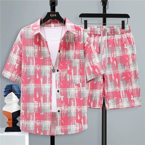 Ensemble <span class=keywords><strong>de</strong></span> chemises en gros 2026 Nouveau style Motif imprimé lettres Vêtements <span class=keywords><strong>de</strong></span> sport <span class=keywords><strong>Homme</strong></span> Ensembles décontractés d'été Taille complète Ensemble short et chemise pour <span class=keywords><strong>homme</strong></span> - Product Image 6