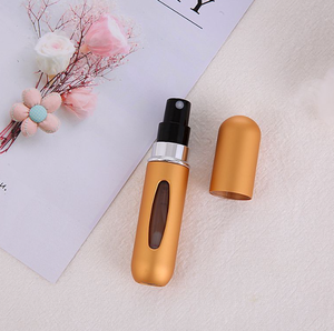 Botellas <span class=keywords><strong>de</strong></span> cristal <span class=keywords><strong>de</strong></span> aluminio rellenables <span class=keywords><strong>de</strong></span> bolsillo mini portátil <span class=keywords><strong>de</strong></span> 5ml al <span class=keywords><strong>por</strong></span> mayor envases cosméticos vacíos botella <span class=keywords><strong>de</strong></span> espray <span class=keywords><strong>de</strong></span> perfume - Product Image 4