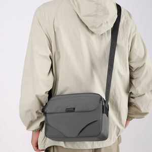 Nouveau sac messager en nylon tendance pour hommes, grande capacité, léger, imperméable, pour usage quotidien et professionnel, sac bandoulière - Product Image 6