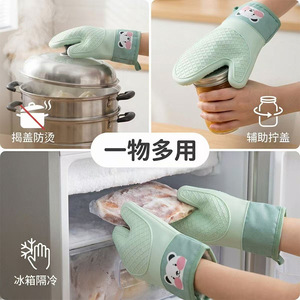 Oven Mitts Thickened Silicone Heat Resistant <b>Green</b> Bear Cartoon Design For Baking <b>Microwave</b> Oven Use - Product Image 3