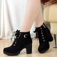 Bottines à talons épais pour femmes, talons hauts noirs, à lacets, boucle en métal, augmentant la hauteur, style Martin, confortables et douces