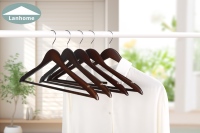 Cintre à chemises en bois durable de luxe, de haute qualité, chromé, à encoches en U, antidérapant, multifonction, double niveau, coloré, personnalisé, pour sacs