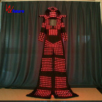 Costume de robot LED multicolore pour marcheur sur échasses, idéal pour carnaval, spectacle DJ, exposition technologique, défilé de rue, danse sur scène, cosplay