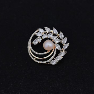 High Quality Golden Fresh Water Pearls Diamond Pearl <strong>Brooch</strong> Hijab <strong>Brooches</strong> Minimalist <strong>Saree</strong> Pins <strong>Brooch</strong> - Product Image 2