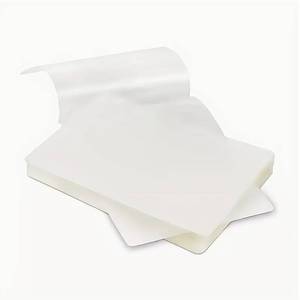 Film de plastification transparent 8 mil format lettre, film protecteur - Product Image 1