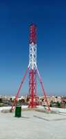 Accessoires pour Tours de Télécommunication : Tour de Télécommunication RDS avec Poteau GSM et Poteaux MW avec Supports pour Toiture