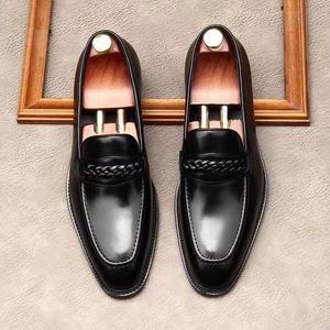 Chaussures habillées de luxe pour hommes, de haute qualité, faites à la main en cuir véritable, grandes tailles, rehaussantes, imperméables et respirantes - Product Image 1