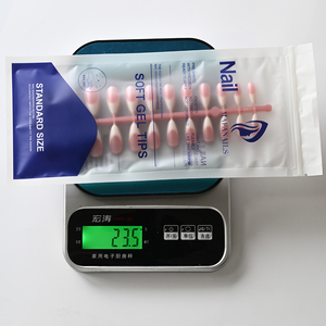 120 <span class=keywords><strong>faux</strong></span> <span class=keywords><strong>ongles</strong></span> à presser courts, couleur nude <span class=keywords><strong>rose</strong></span> ombré, forme amande, en gel souple acrylique, <span class=keywords><strong>rose</strong></span> et <span class=keywords><strong>blanc</strong></span>, brillants, à couverture complète - Product Image 6