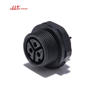 Borne femelle à montage sur panneau 3 broches M25 Adapt Panel Connector 2 4 5 6 7 8 Pin IP68 Waterproof Screw Panel Connector