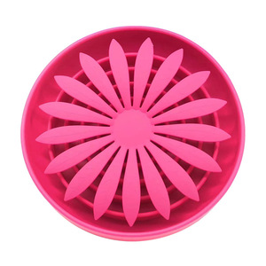 Tapis d'alimentation lente en silicone Daisy Disc pour chiens et animaux de compagnie avec ventouse, anti-étouffement, bol d'alimentation par olfaction - Product Image 2