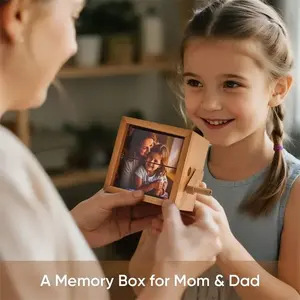 إطار صور خشبي يدوي الدوران مع إضاءة وصندوق ذكريات دوار للمكتب وهدايا الزفاف وعيد الحب - Product Image 6