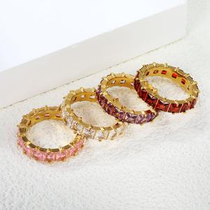 Anillo de Circonita Cúbica Colorido Arcoíris para Mujer, Joyería Chapada en Oro de 18K PVD, Acero Inoxidable 316l, Anillos Apilables con Circonitas - Product Image 6