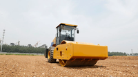 Compacteur vibrant à béton de 26 tonnes, rouleau diesel à tambour unique SEM526, nouveau compacteur vibrant en stock