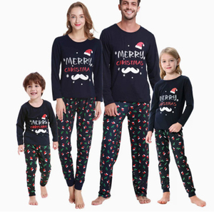Vente en gros d'usine : Nouveaux pyjamas de Noël assortis parent-enfant, ensemble de vêtements de maison pour la famille avec imprimé lettres et dessins animés - Product Image 5