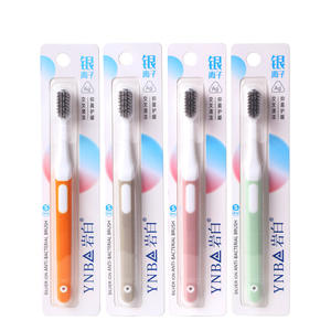 Brosse à dents pour adultes à poils doux de qualité supérieure, conception à poils croisés avec ions argent, emballée individuellement, vente en gros pour usage domestique, Yangzhou - Product Image 2