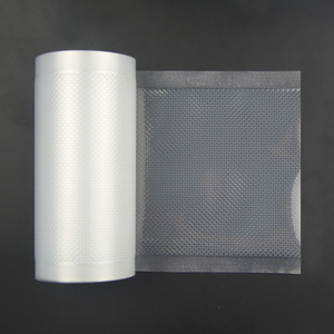 Sacs en plastique à trois soudures latérales, rouleaux de sacs gaufrés sous vide pour l'emballage et le stockage des fruits de mer, emballage transparent pour aliments et <span class=keywords><strong>pain</strong></span> en PA/PE - Product Image 2