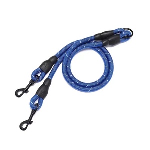 Fabricantes al por mayor correa doble <span class=keywords><strong>para</strong></span> <span class=keywords><strong>perros</strong></span> con doble gancho reflectante estilo casual arnés <span class=keywords><strong>de</strong></span> tracción aleación <span class=keywords><strong>para</strong></span> hebilla <span class=keywords><strong>para</strong></span> <span class=keywords><strong>dos</strong></span> <span class=keywords><strong>perros</strong></span> - Product Image 2