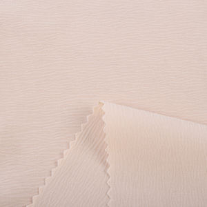 Tissu en crêpe de polyester de qualité supérieure avec une élégante finition effet sable sablé pour vêtements et manteaux tendance - Product Image 4