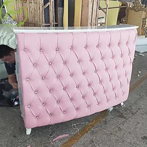 Tırnak l şekli kavisli altın taş tufted otel led mermer pembe ön küçük modern beyaz yüksek kalite güzellik salonu resepsiyon masaları