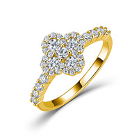 Cincin Tunangan Perak S925 Berhiaskan Moissanite Buatan Laboratorium Bentuk Empat Daun Semanggi 0.8CTW Cat's Eye Mewah Ringan Terlaris untuk Wanita