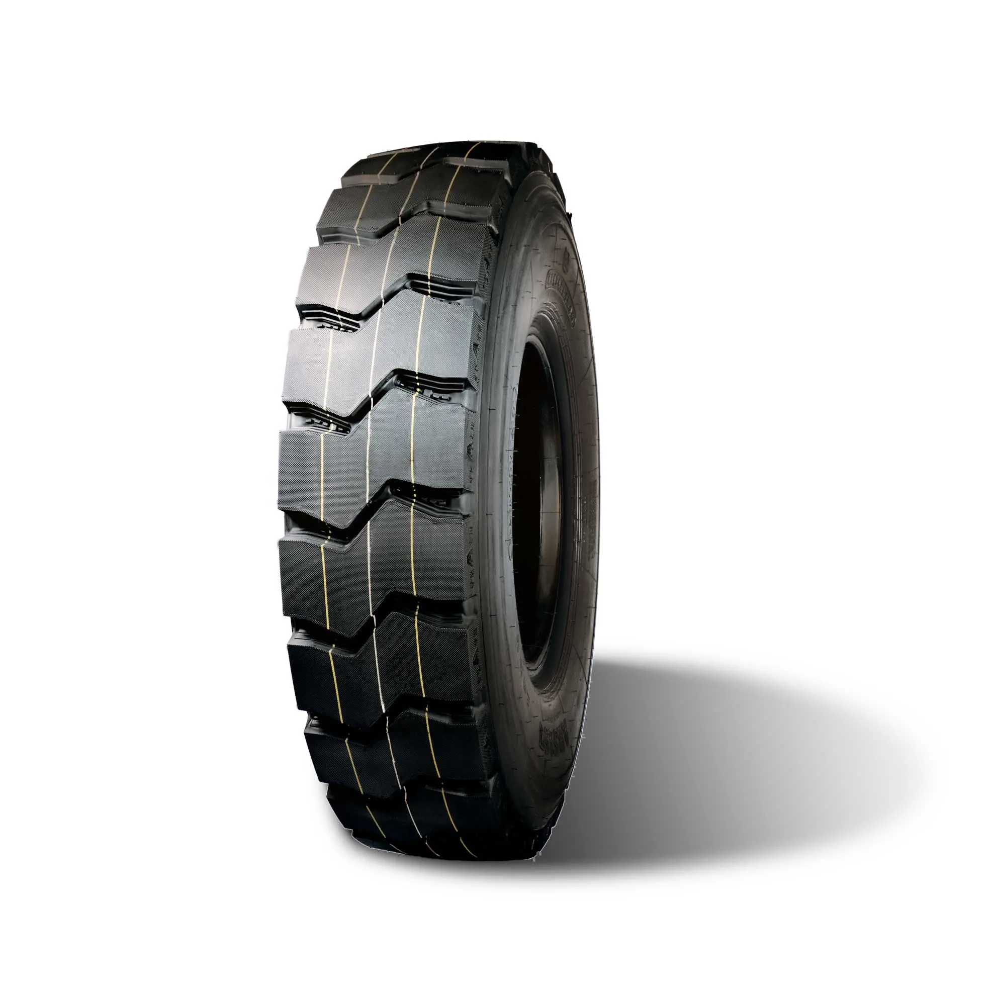 최신 2024 핫 11.00R20 12.00R20 최고의 품질 타이어 TBR 내부 튜브 방사형 겨울 트럭 타이어