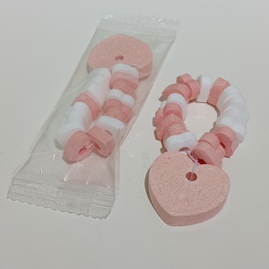 Valentinstag Süßigkeiten-Geschenk Spezielles Herz-Perlen-Armband Bonbons Herz-Schmuck Bonbons Schönes Tragbares Accessoire - Product Image 2